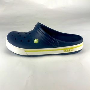 Crocs unisex clogs size 9 men’s 11 women’s. Navy blue.